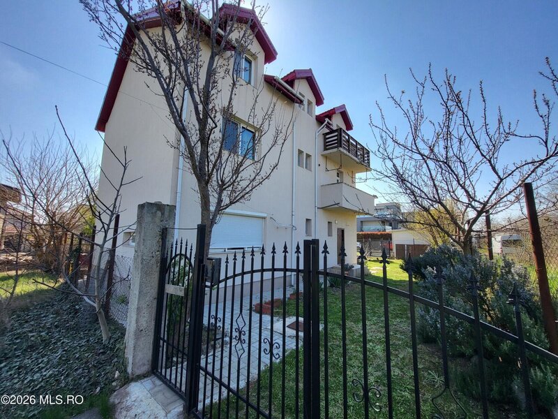 Navodari, pensiune de vanzare in Mamaia Nord