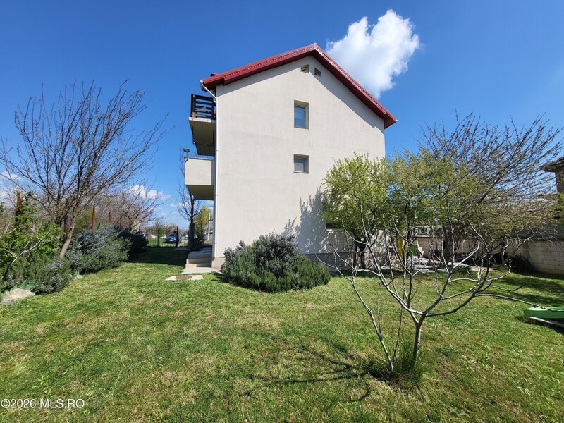 Navodari, pensiune de vanzare in Mamaia Nord